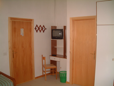  Image name: DSCF4789.JPG 
 width: 400 pixel 
 height: 300 pixel 
 Size: 30590 bytes 
 Click to enlarge 